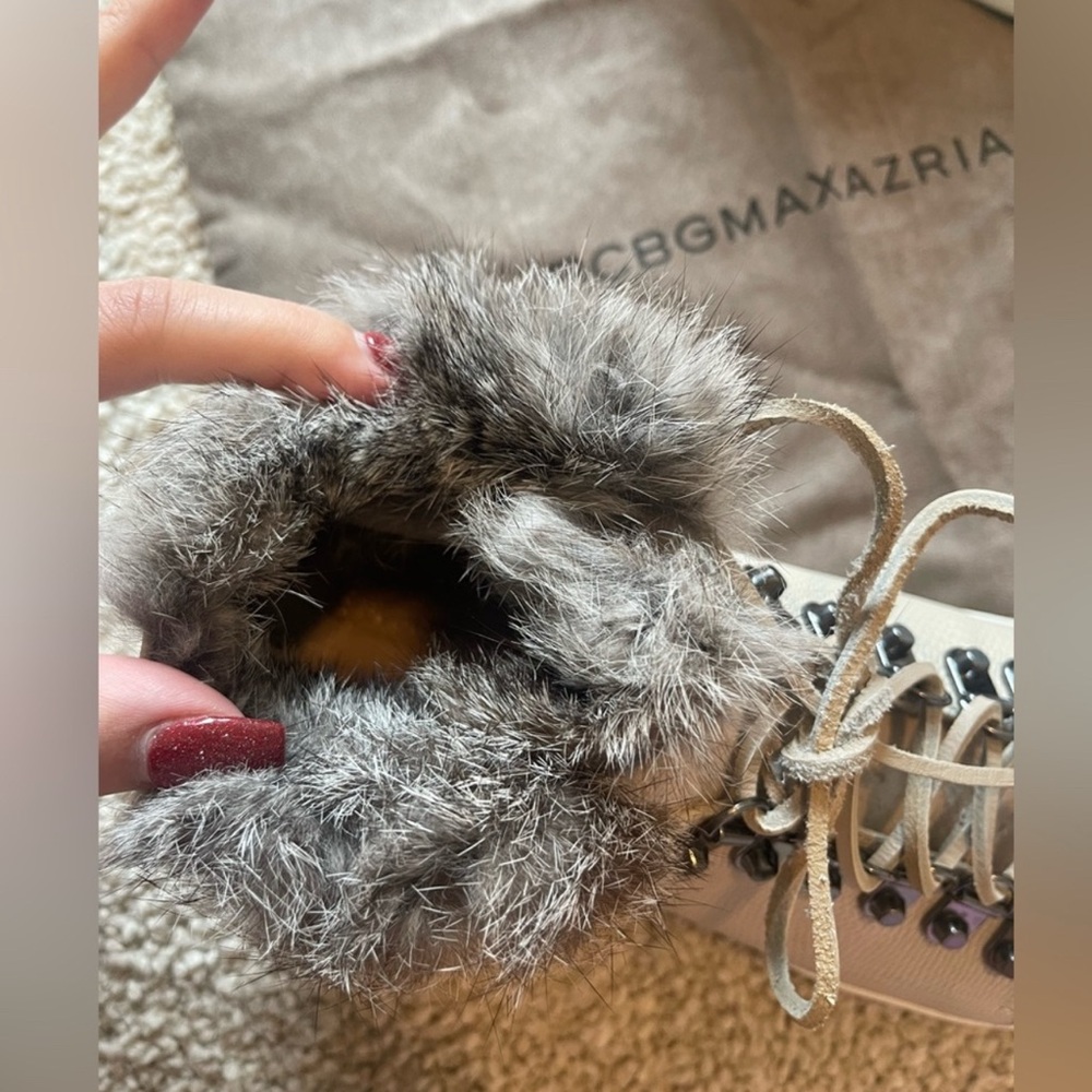 BCBG Rabbit fur sneakers - Picture 2 of 4